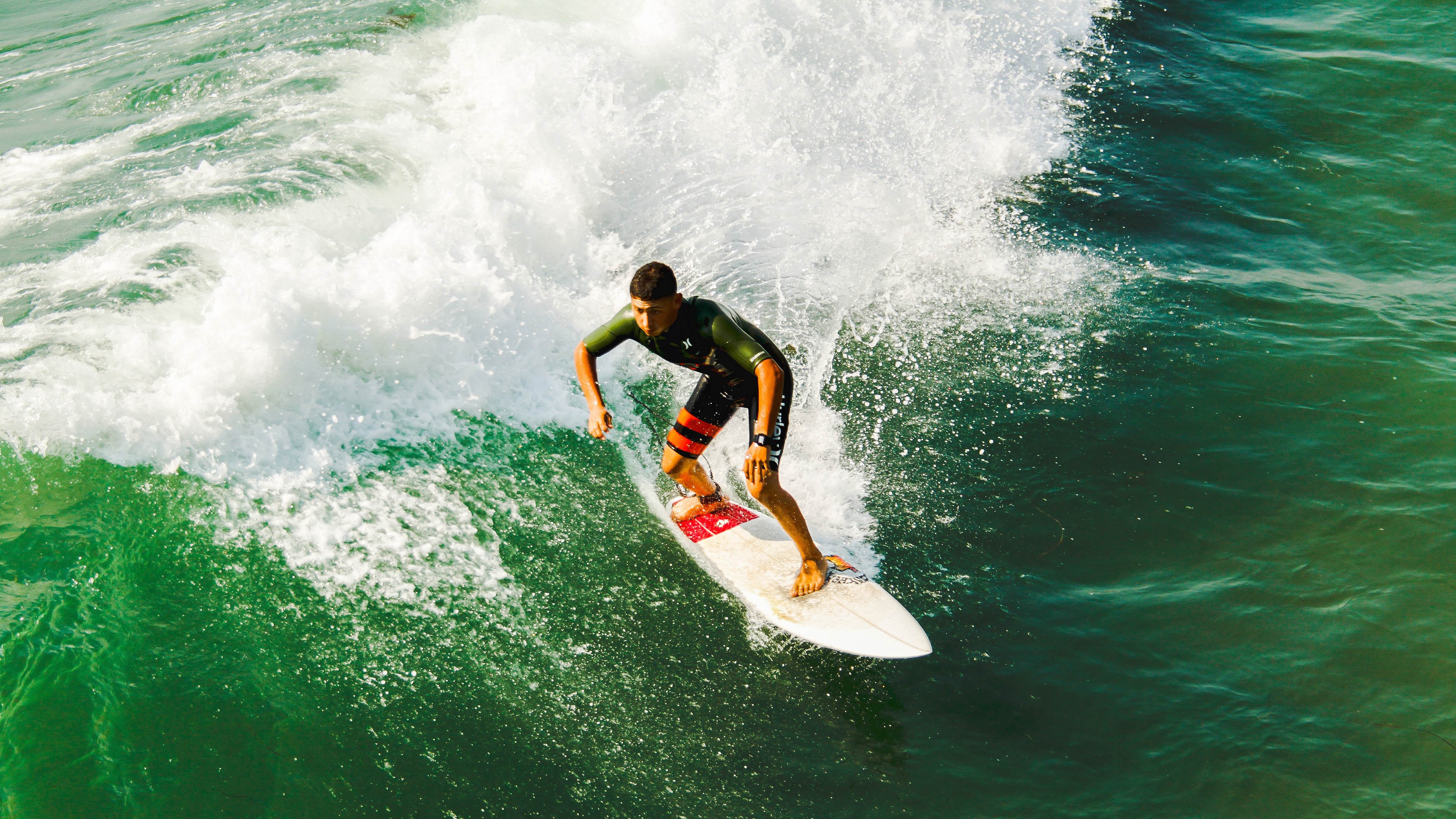 伊朗队战术曝光：在冰地用地毯拖球，伊朗的地毯优点